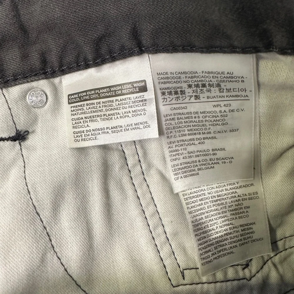 Levis 505 Regular Fit Jeans Mens 38x32 Gray Straight Leg Denim Pants 00505-0716